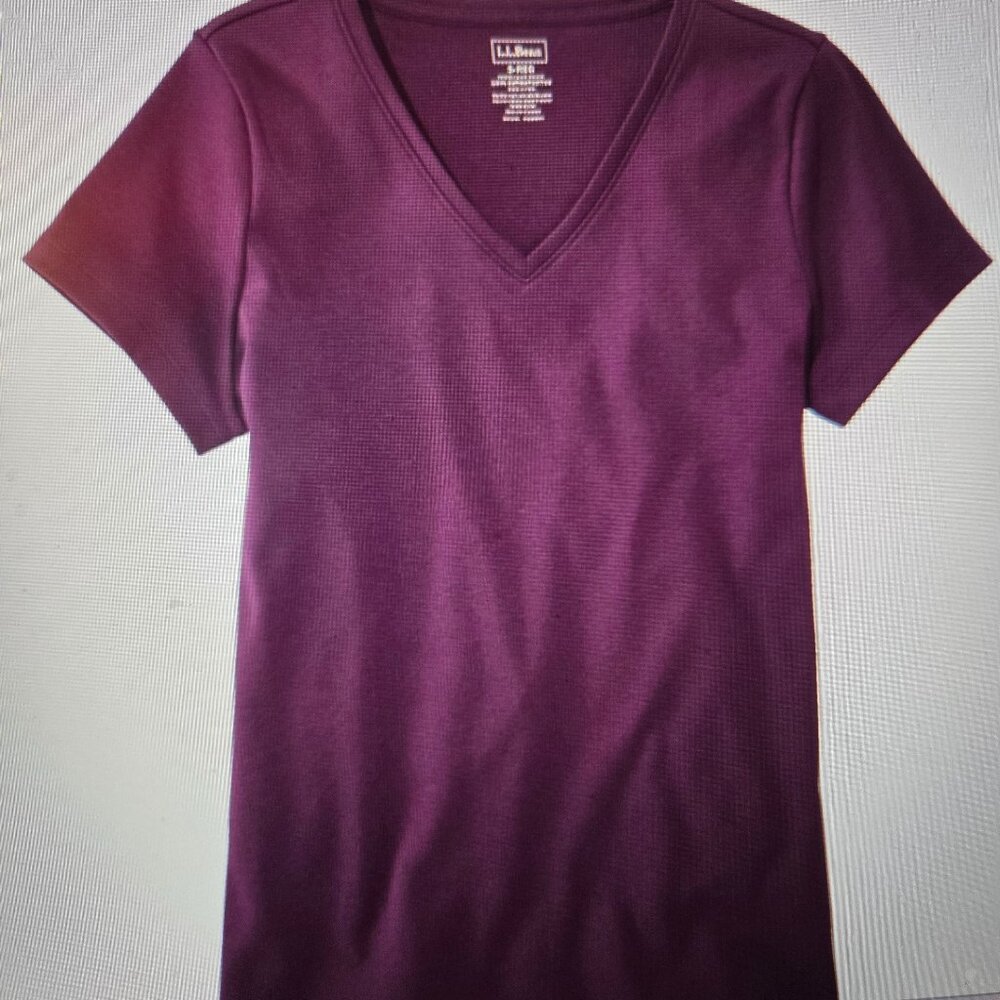 SUMMER END Make me an offer  LLBean's Supima Cotton Tee